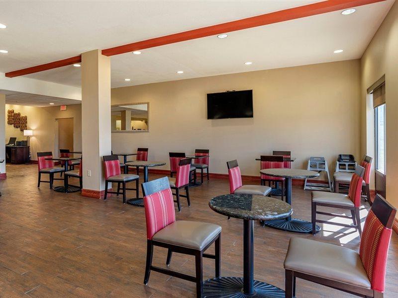 Comfort Suites Airport South Montgomery Exteriör bild