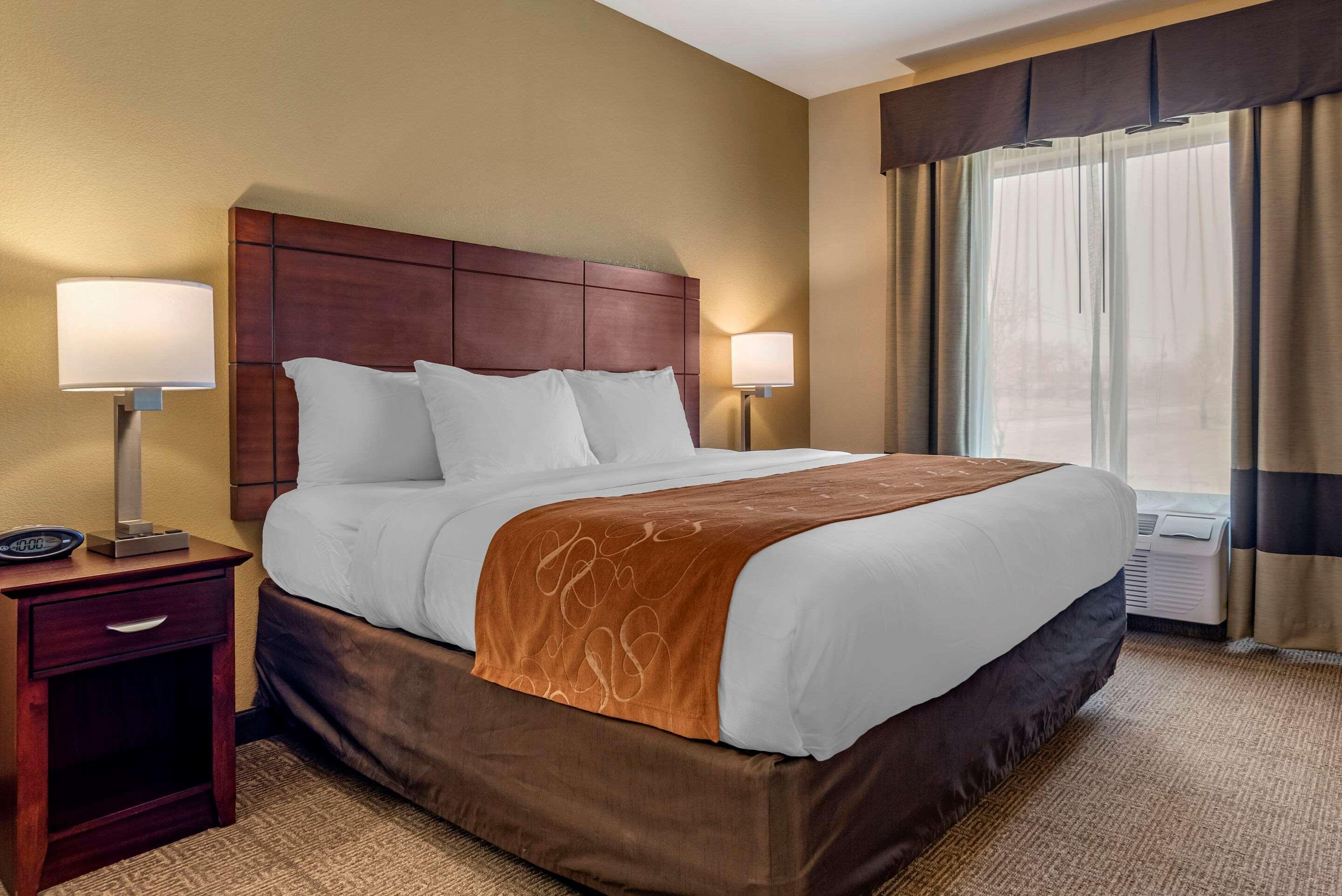 Comfort Suites Airport South Montgomery Exteriör bild