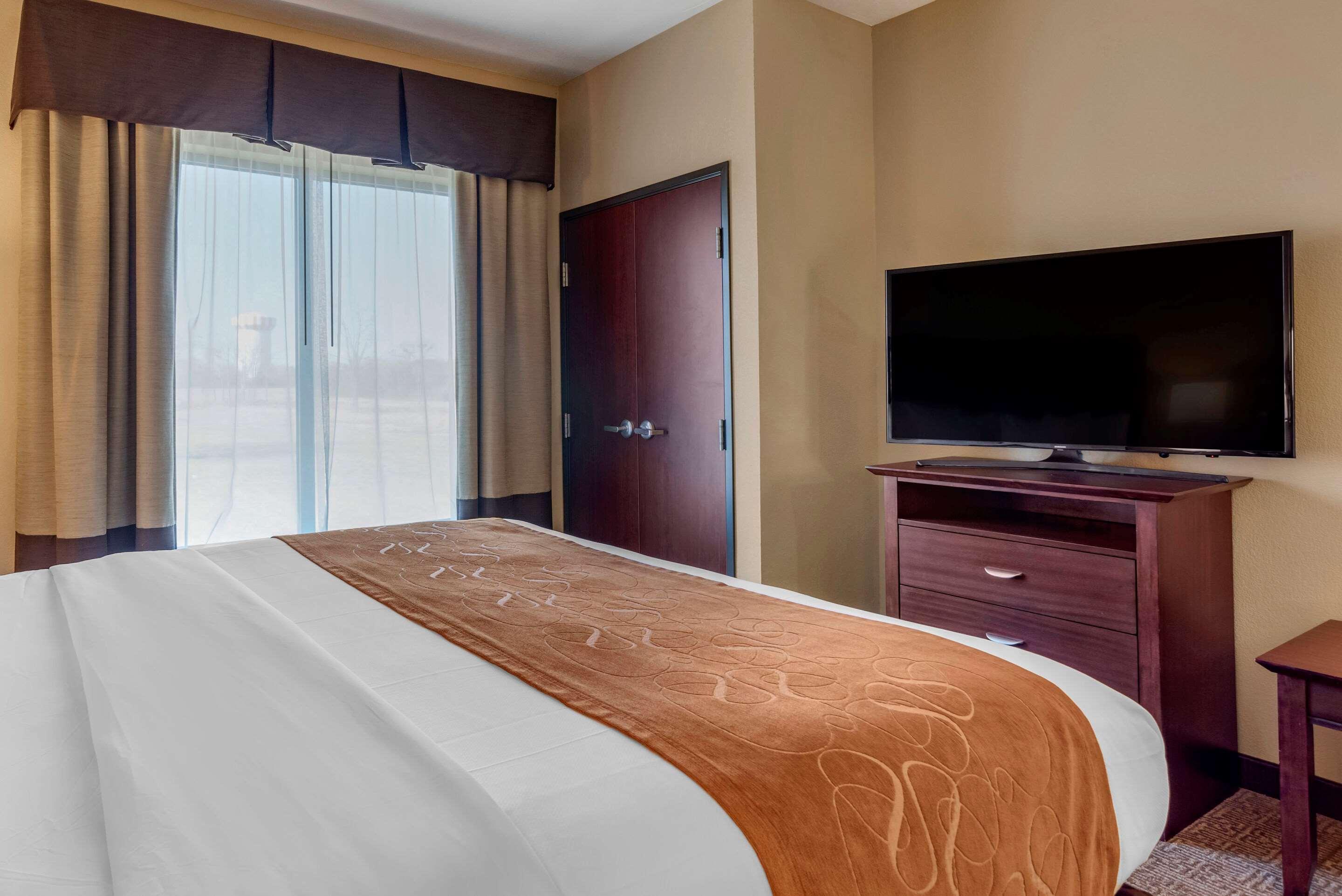 Comfort Suites Airport South Montgomery Exteriör bild