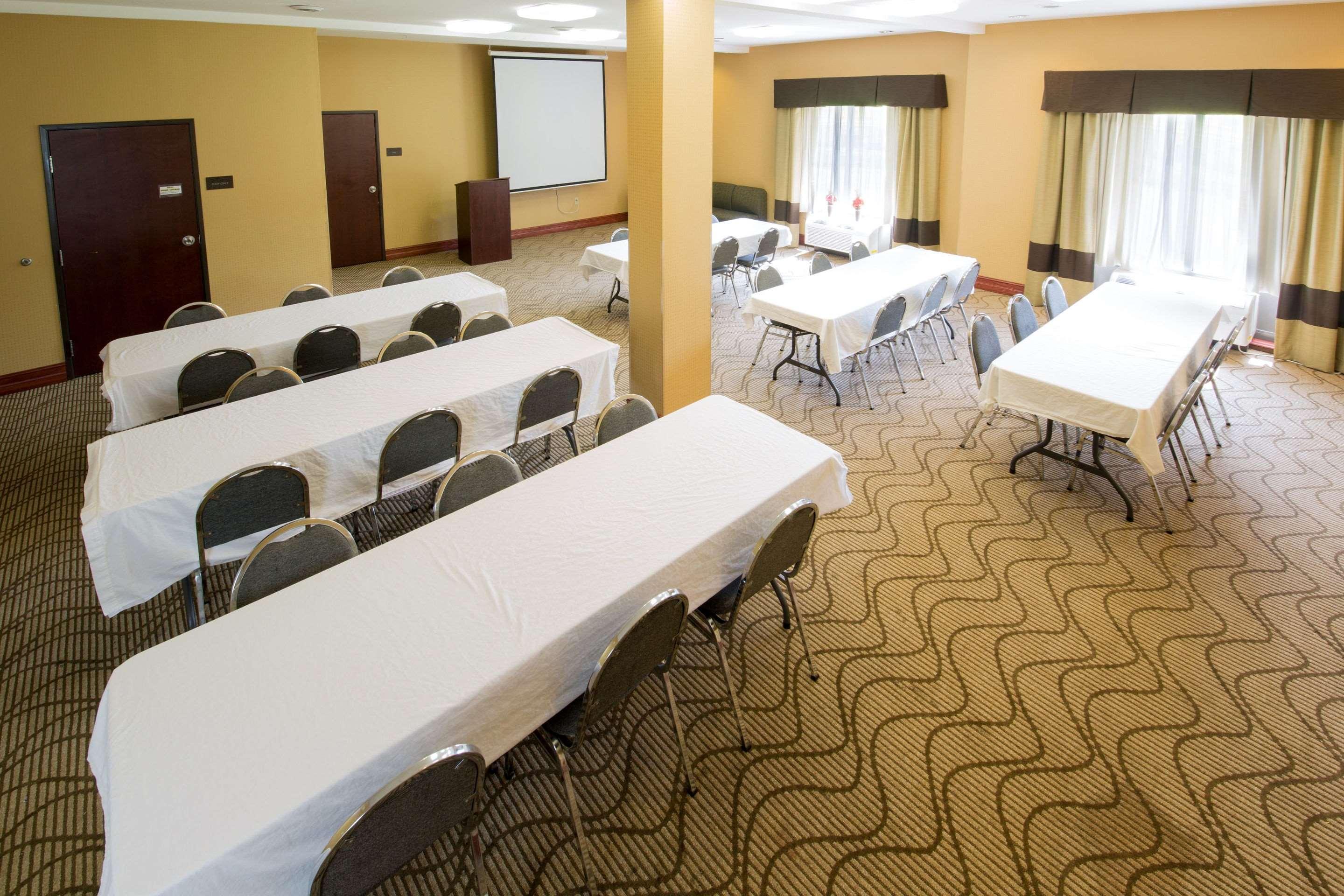 Comfort Suites Airport South Montgomery Exteriör bild