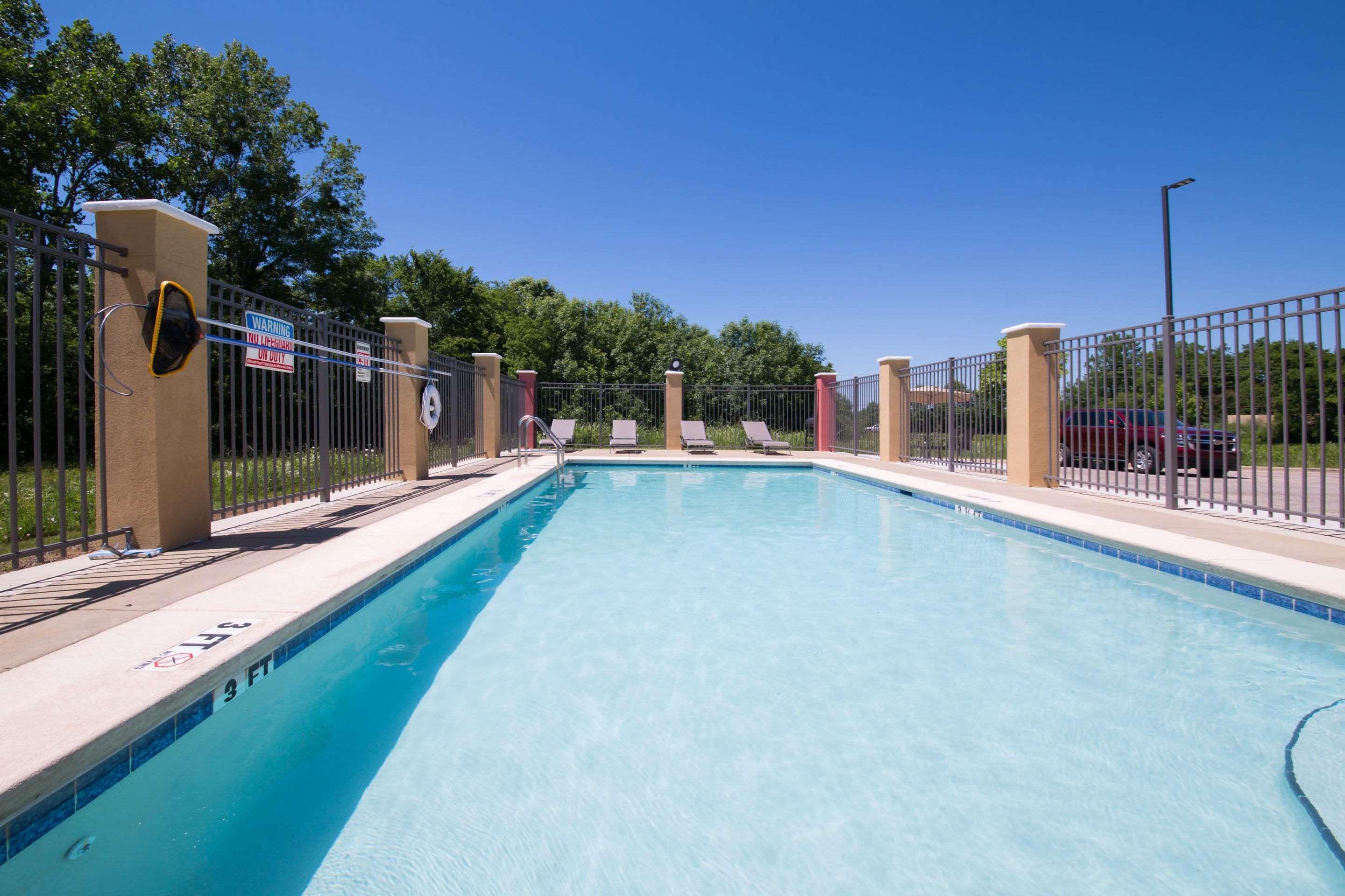Comfort Suites Airport South Montgomery Exteriör bild