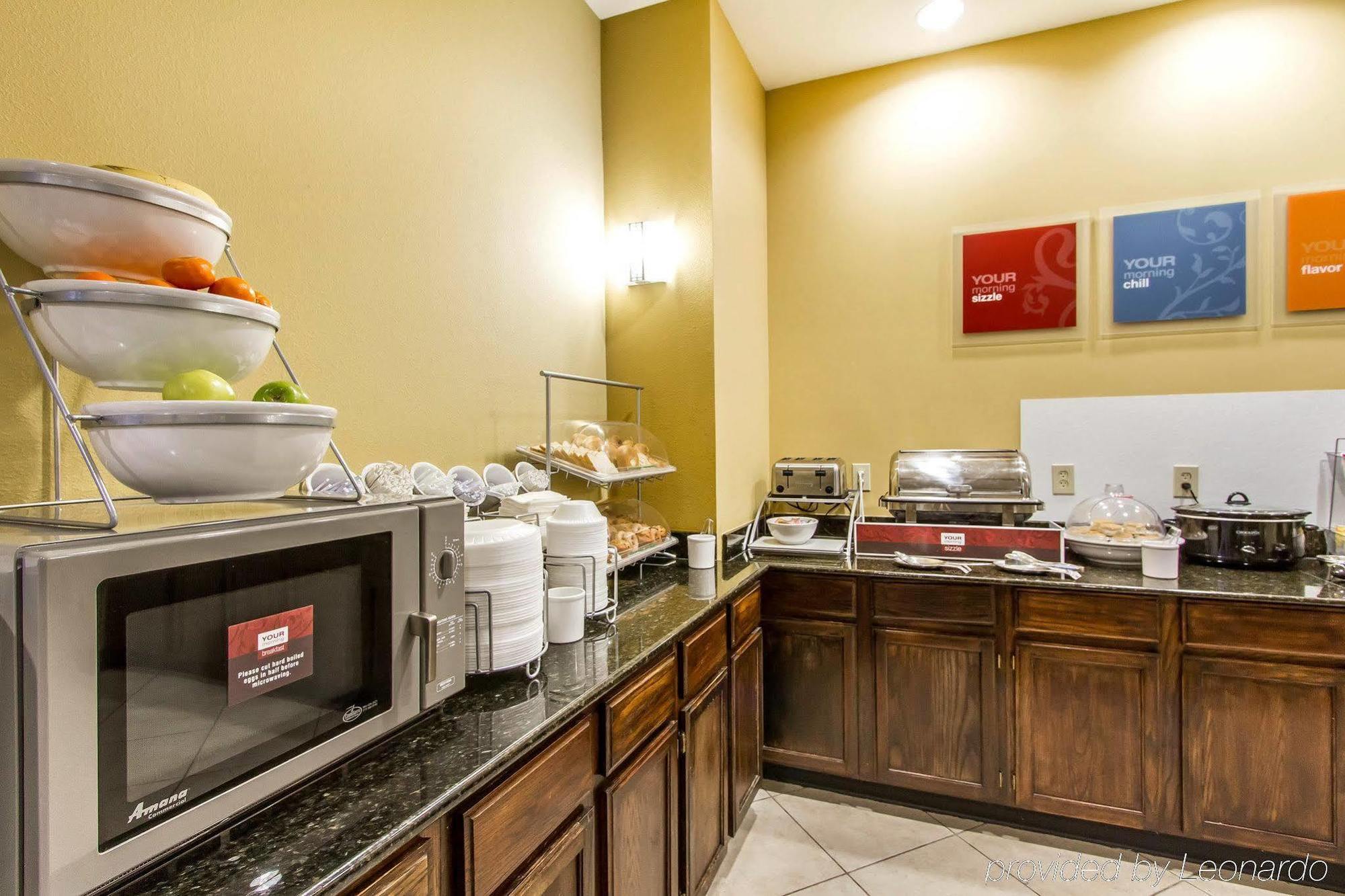 Comfort Suites Airport South Montgomery Exteriör bild